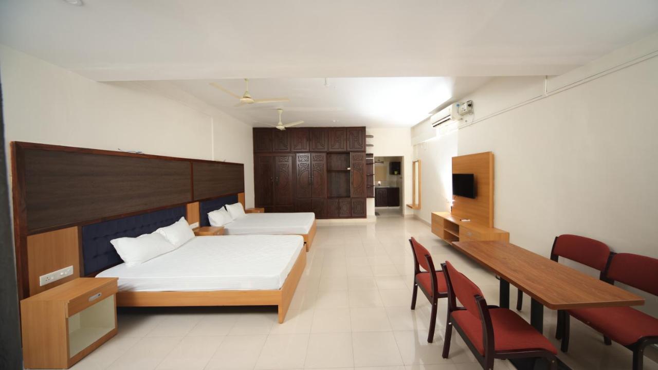 Ashtamudi Lake Garden Resorts Kollam Exterior photo